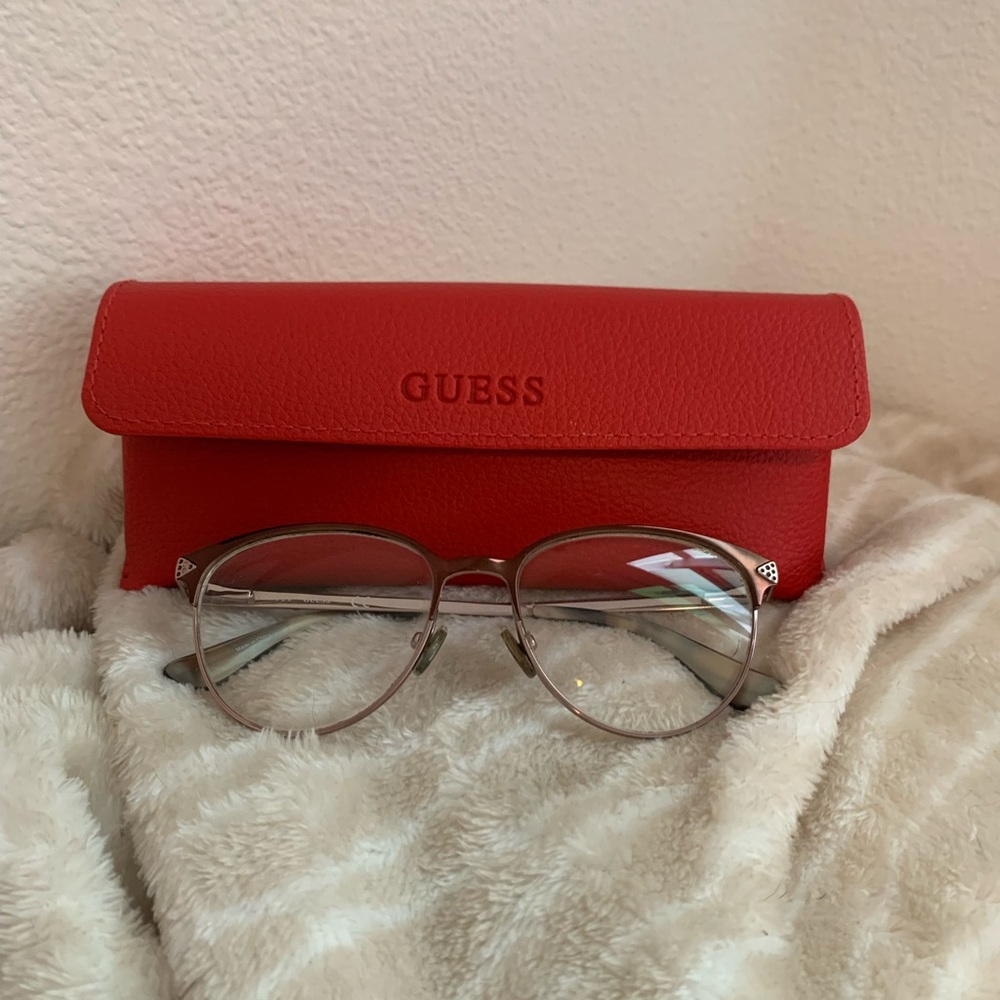 GUESS prescription glasses / frames